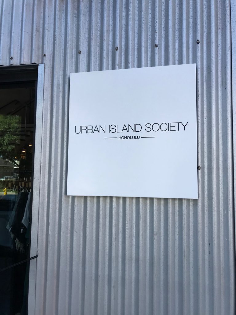 Urben Island Society　カカアコ